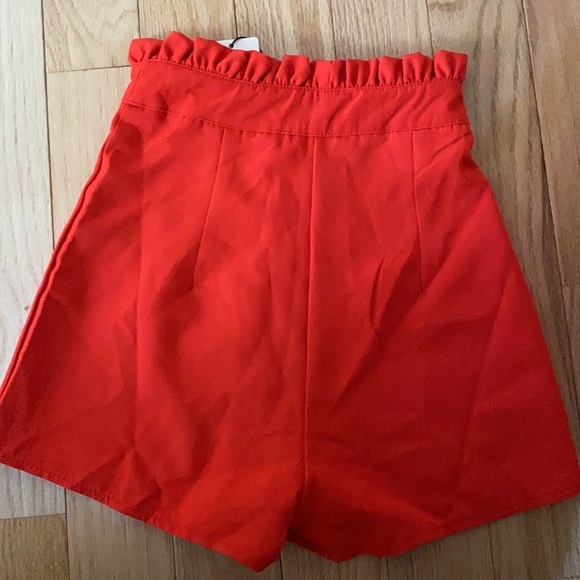ASOS High waisted shorts - Picture 2 of 4